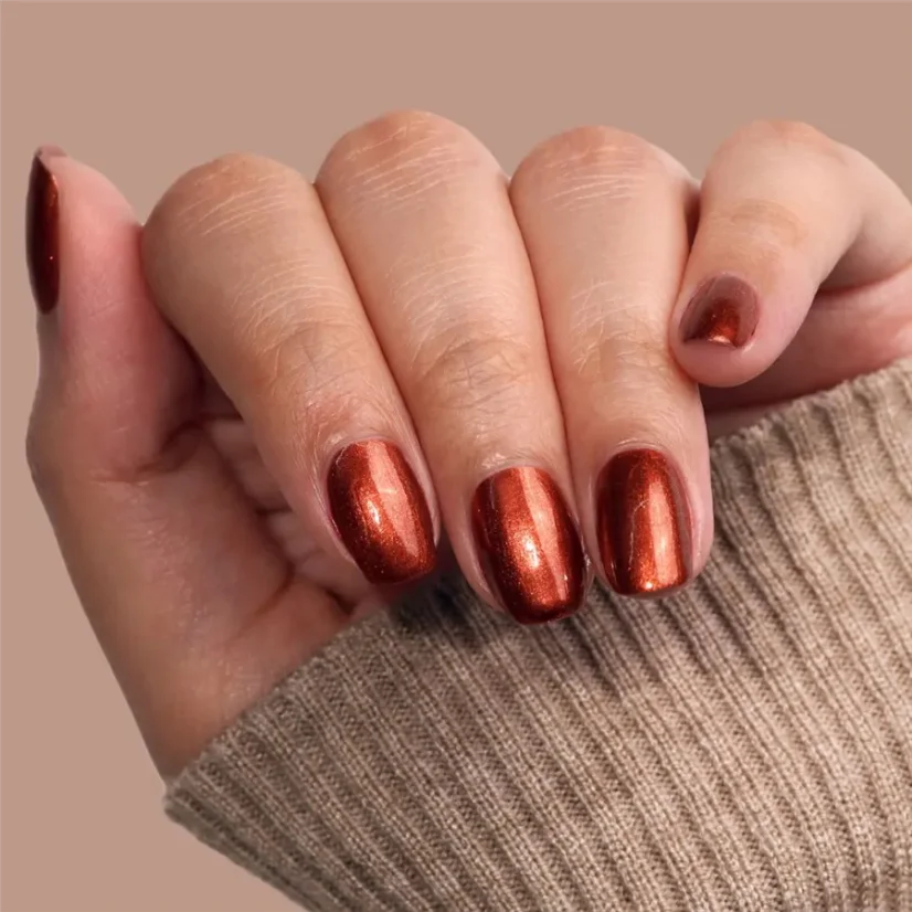 LONDONTOWN Lakur Posh Forever lak na nehty skořicová metalíza 12 ml