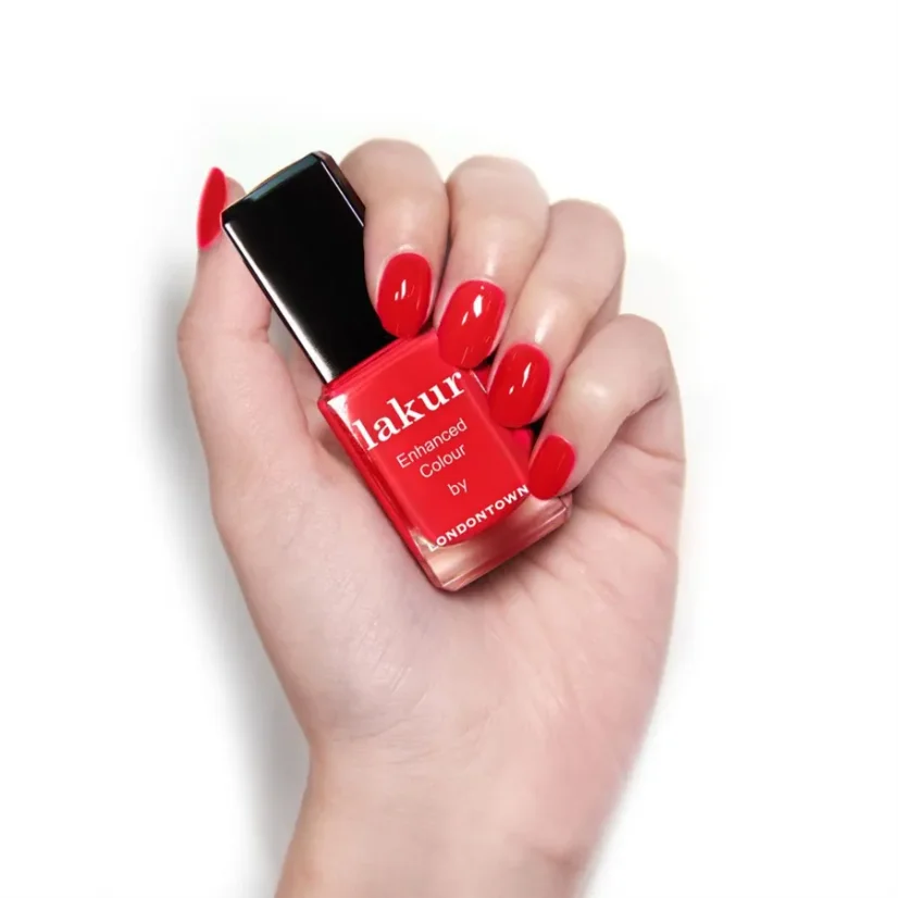 LONDONTOWN Lakur Londoner Love lak na nehty červená 12 ml