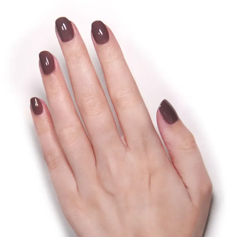 LONDONTOWN Lakur Natural Charm lakier do paznokci brązowo-wiśniowy 12 ml