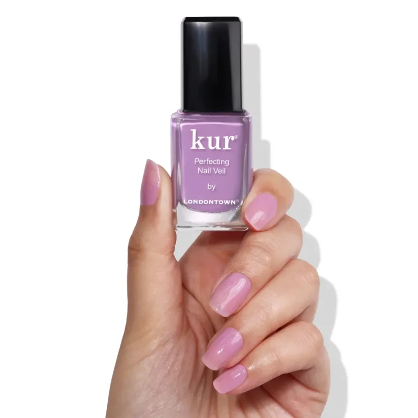 LONDONTOWN Kur Nail Veil No.9 zpevňující tónovaná péče na nehty Šeříkový 12 ml