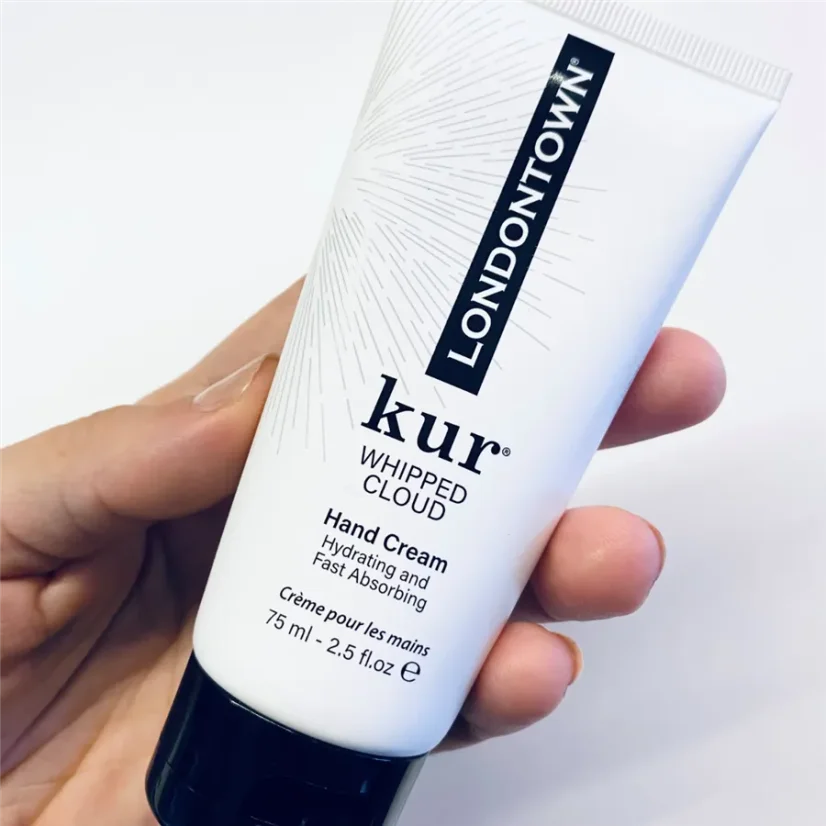 LONDONTOWN Kur Whipped Cloud Našlehaný krém na ruce hydratační   75 ml