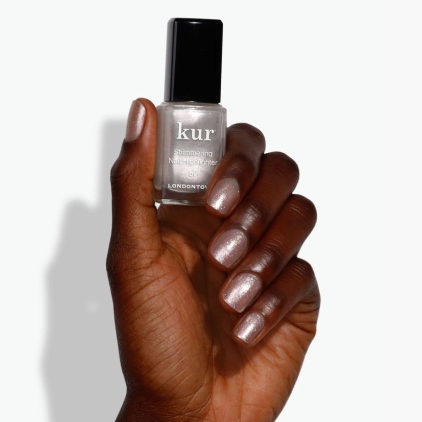 LONDONTOWN Kur Shimmering Nail Highlighter Mirror Ball – rozświetlający srebrny lak do paznokci z drobinkami 12 ml