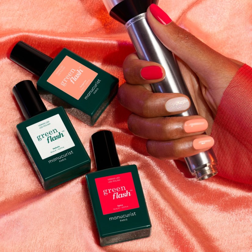 MANUCURIST GREEN FLASH LED GÉL LAK NEBULA 15ml