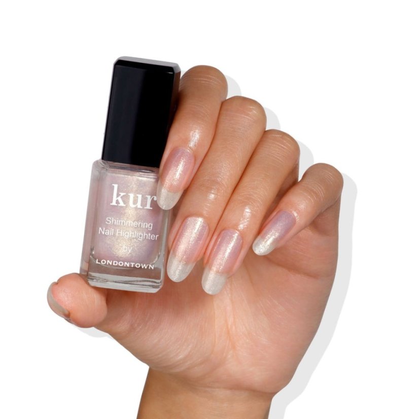LONDONTOWN Kur Shimmering Nail Highlighter Sunkissed lakier do paznokci rozświetlający złoty z drobinkami 12 ml