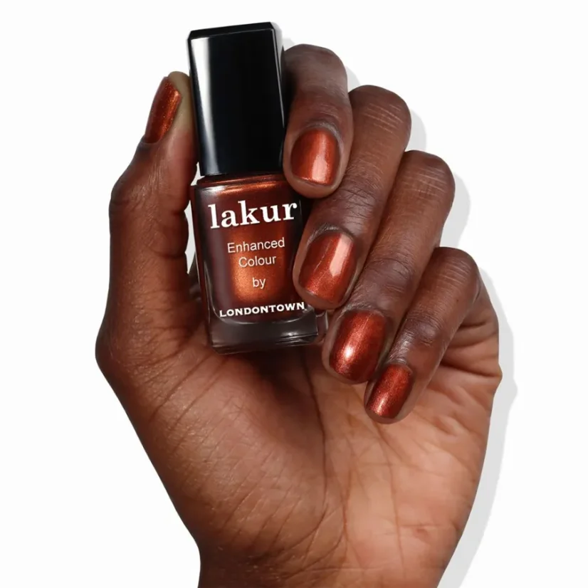 LONDONTOWN Lakur Posh Forever lak na nehty skořicová metalíza 12 ml