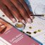 LET'S SHINE GLITTER BRUSH - ŠTETEC NA LIBRY