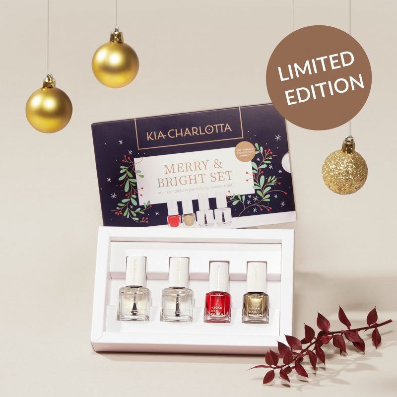 KIA CHARLOTTA MERRY & BRIGHT SET
