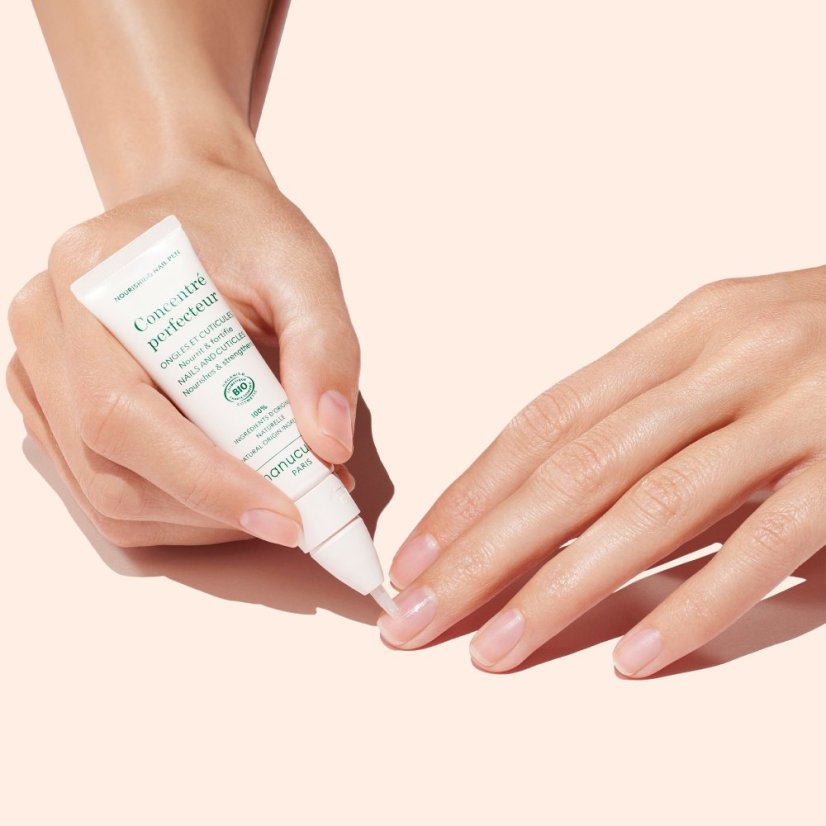MANUCURIST Nourishing Nail Pen – posilující péče 10 ml