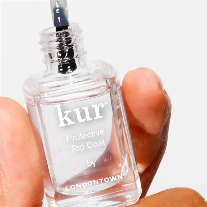 LONDONTOWN Kur Protective Top Coat ochranný svrchní lak   12 ml