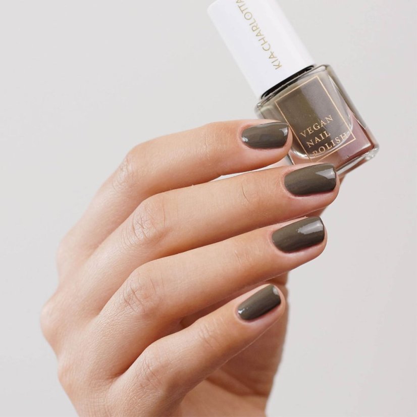 KIA CHARLOTTA LAK NA NECHTY INSPIRED 5 ML