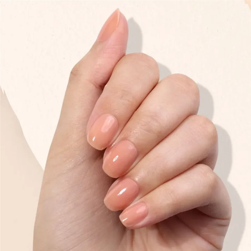 LONDONTOWN Kur Nail Veil No.5 zpevňující tónovaná péče na nehty Tlumená dýně 12 ml