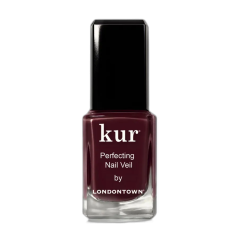 LONDONTOWN kur Nail Veil No.10 Cherry Cola wzmacniająca tónowana pielęgnacja do paznokci 12 ml