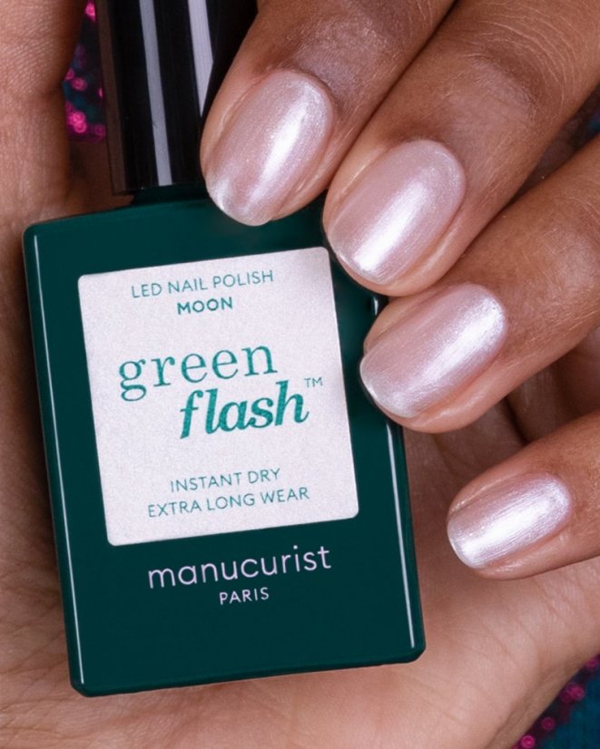 MANUCURIST GREEN FLASH LED LAKIER ŻELOWY MOON 15ml