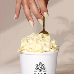 LONDONTOWN lakur Banana Pudding lakier do paznokci półprzezroczysty żółty 12 ml