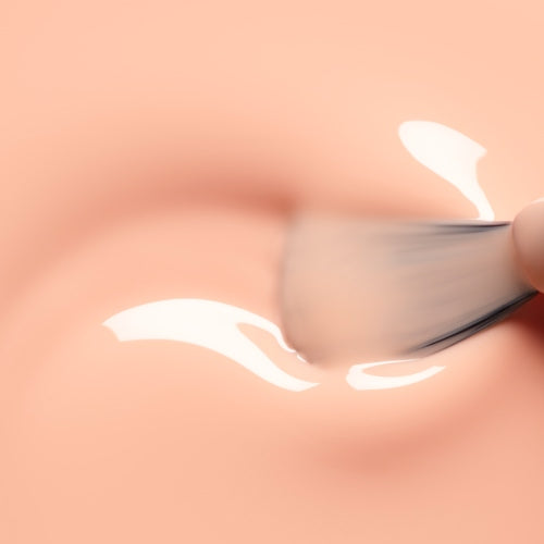 Odstín Manucurist Green Milky Peach zblízka